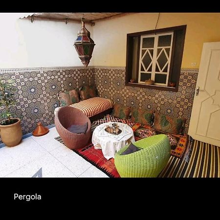 Riad Pour Les Familles Marrakesh Bagian luar foto