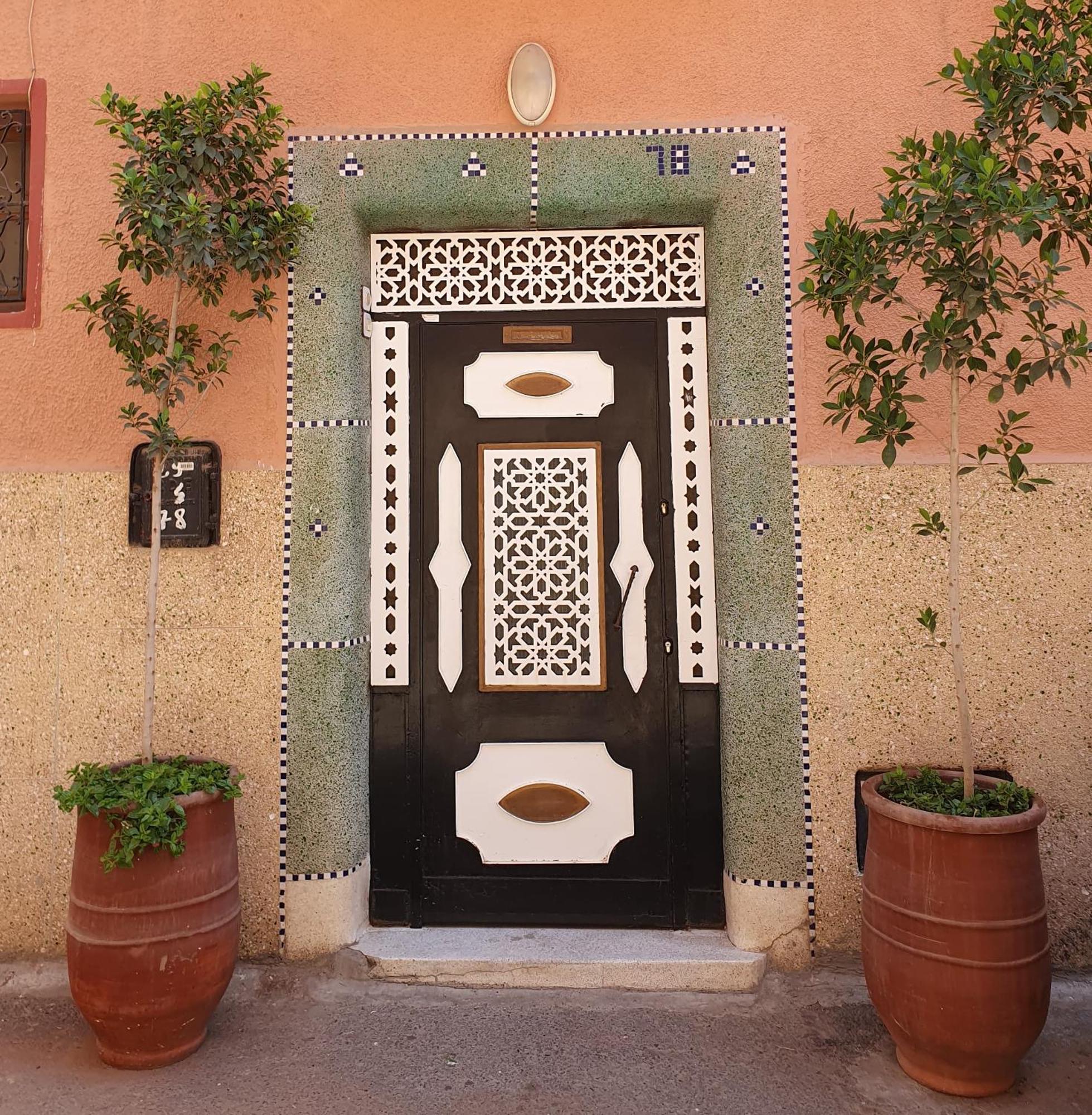 Riad Pour Les Familles Marrakesh Bagian luar foto